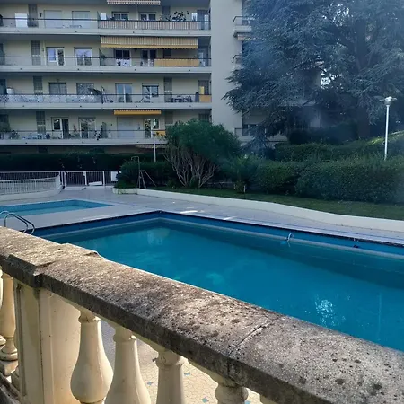 A - 10 Min De La Διαμέρισμα