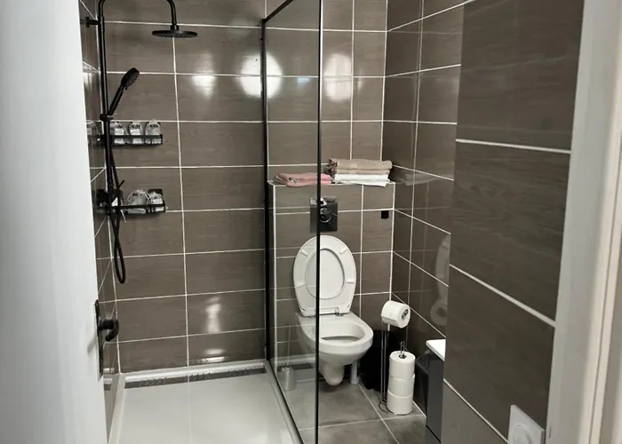 A - 10 Min De La Apartmán Nice